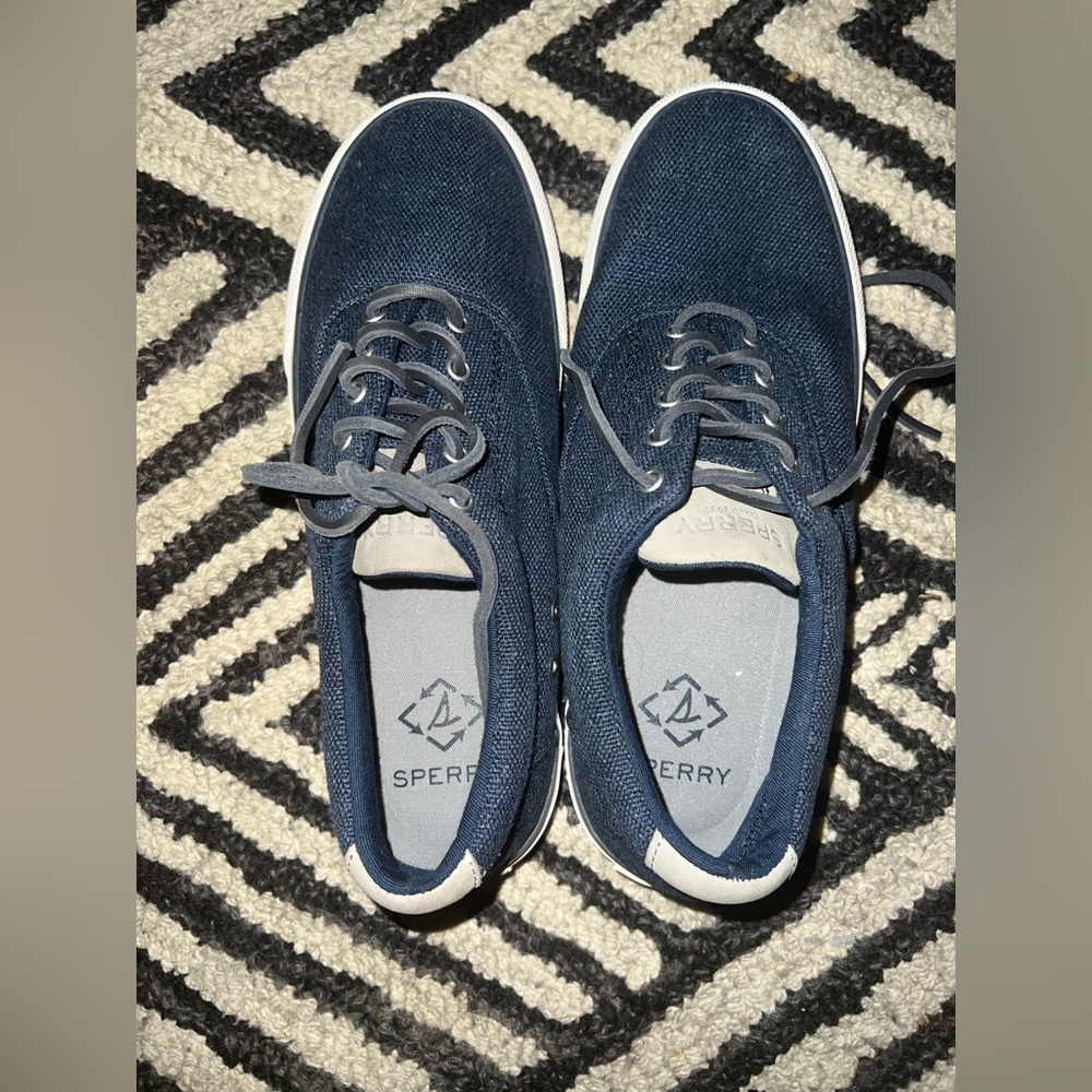 Sperry Navy Canvas Low-Profile Lace-Up Sneakers with White Sole - Picture 2 of 3